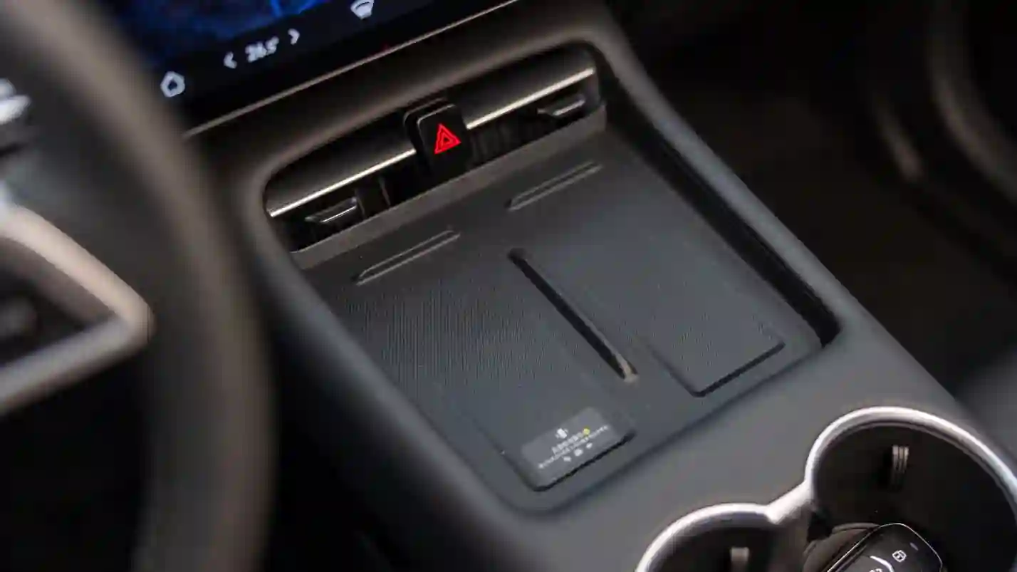 Новость EVOLUTE (Больше чем рестайлинг: первый тест обновлённого российского гибрида EVOLUTE i‑SPACE)